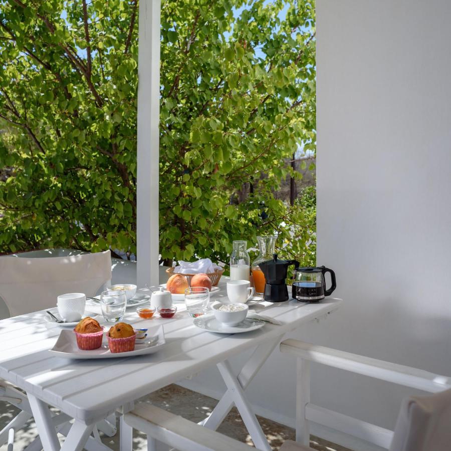 Mirabeli Apartments & Suites Pollónia Kültér fotó
